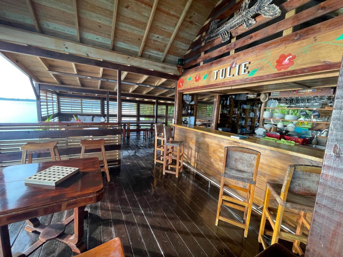Dolphin Blue Paradise Bocas Town Exterior foto
